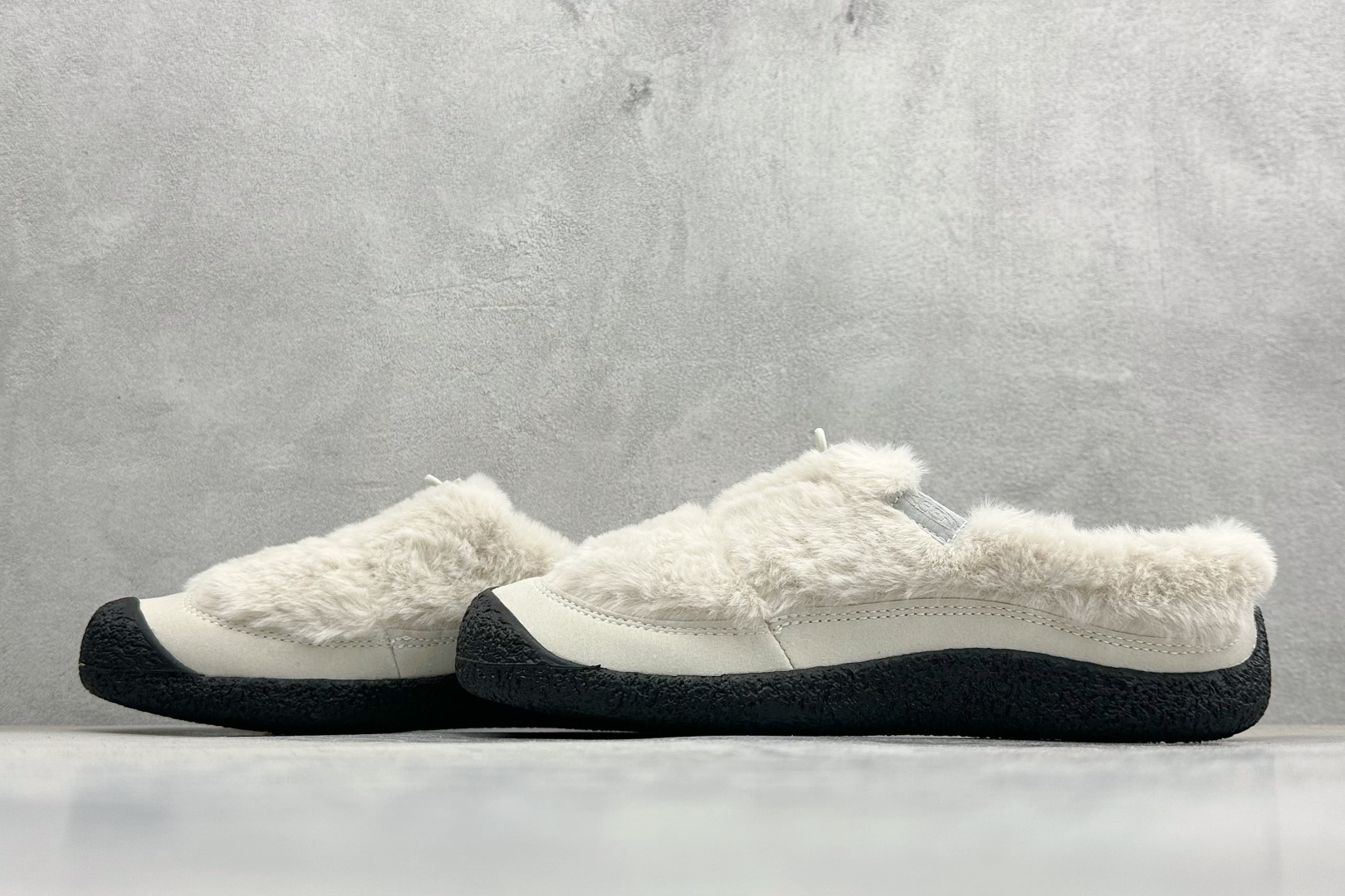 190 GX版KEEN Howser 3 Slide 小羊蹄 保暖舒适 户外休闲 防滑耐磨 低帮 生活休闲鞋 1022258