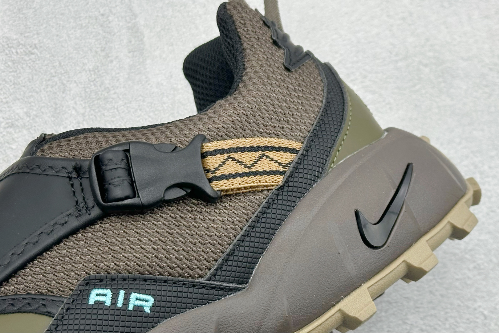 180 GS版Nike ACG Phassad 耐克时尚舒适 抓地登山徒步鞋 HM7133-201A