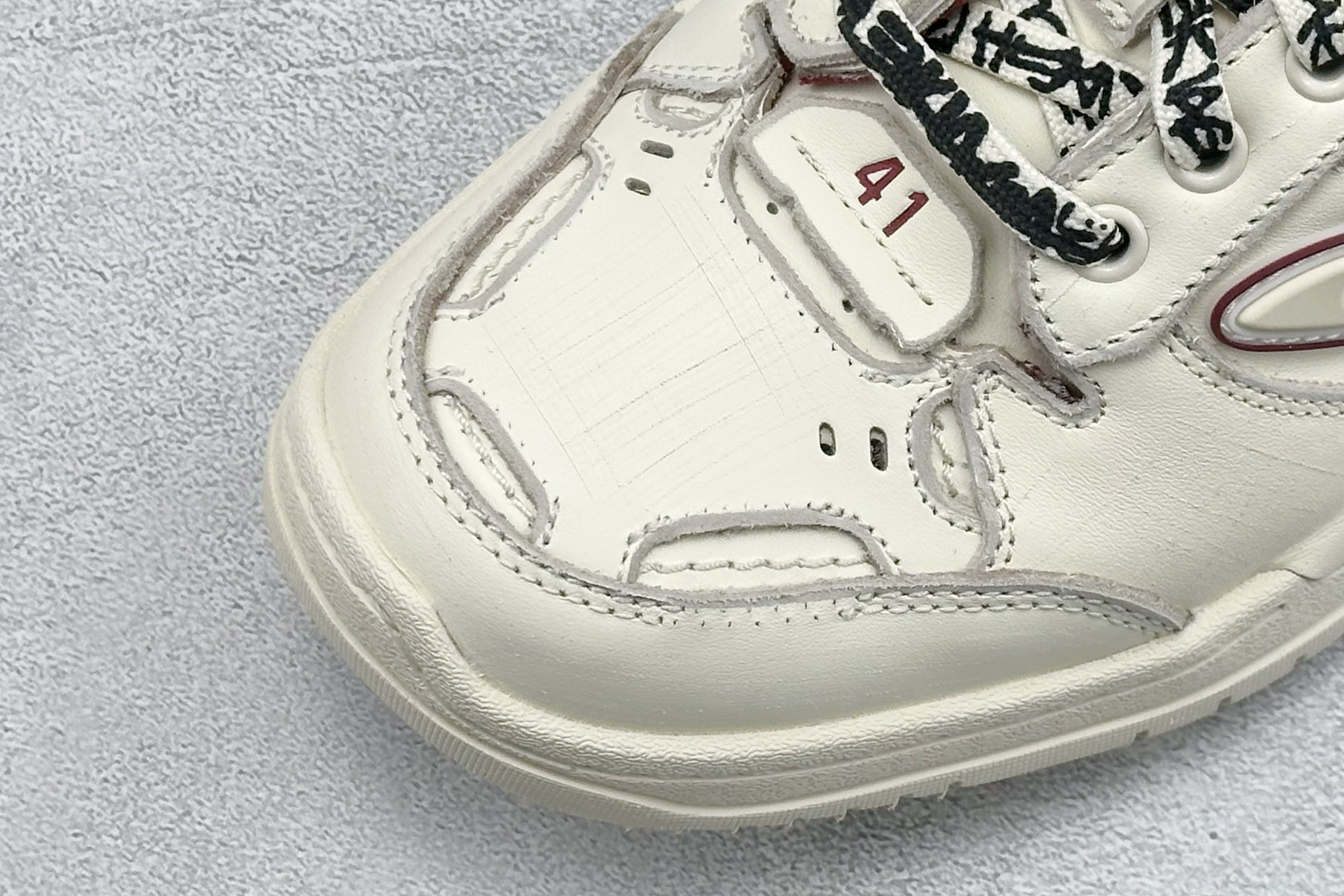 400 PK版Balenciaga 巴黎世家十八代 Hamptons 手工做旧款 牛皮革 复古圆头系带低帮休闲鞋 841765-WCURS-9960