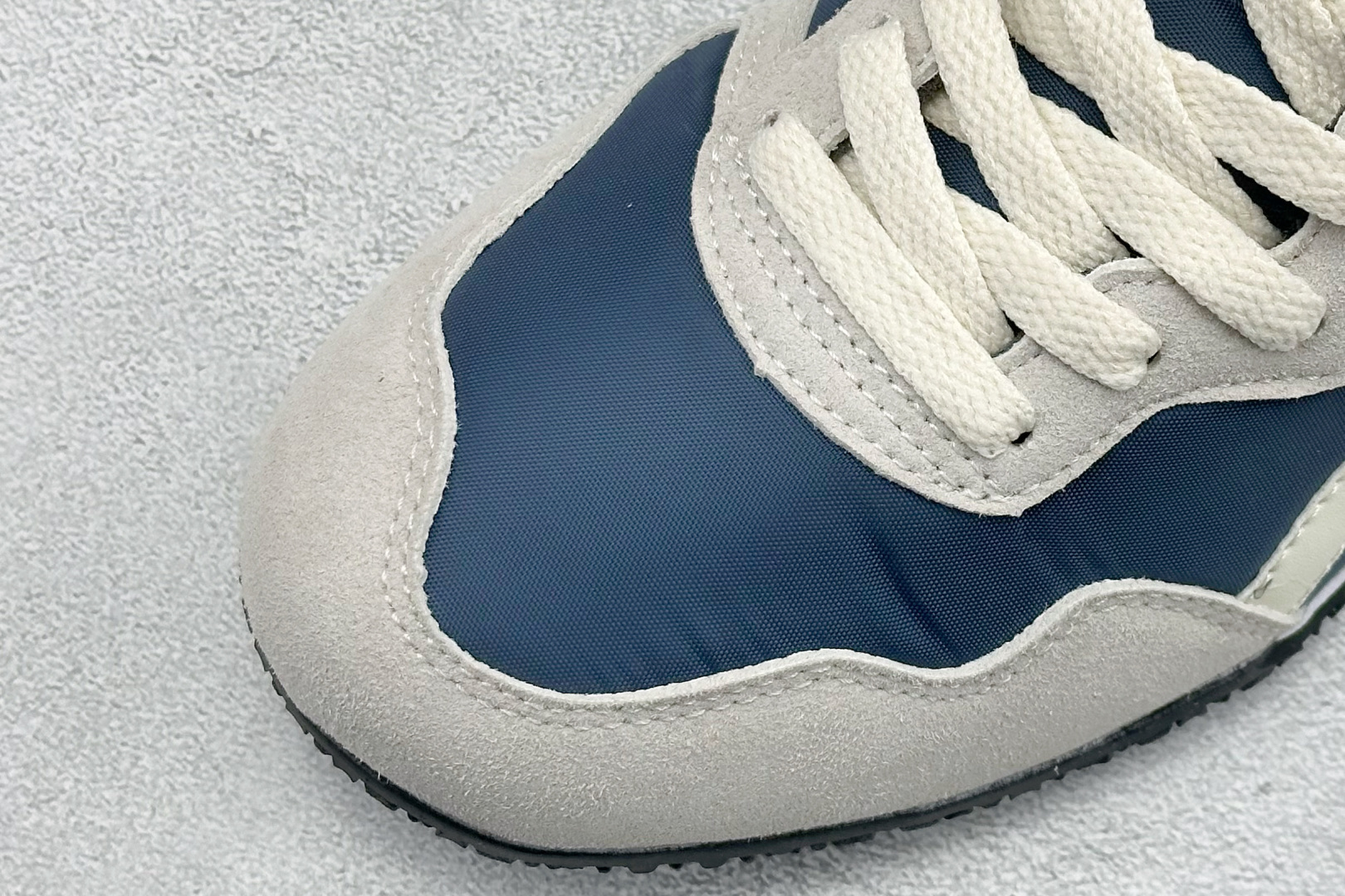 150 CH版Onitsuka Serrano 系列 亚瑟士鬼冢虎 复古经典板鞋 1183B400-406