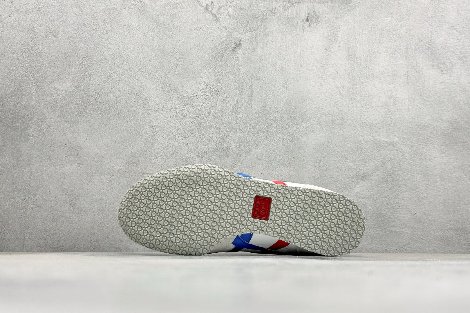 150 CH版Onitsuka Serrano 系列 亚瑟士鬼冢虎 复古经典板鞋 1183B400-100