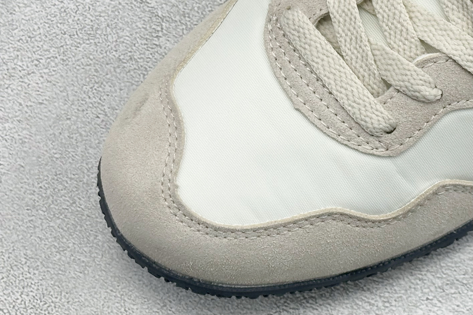 150 CH版Onitsuka Serrano 系列 亚瑟士鬼冢虎 复古经典板鞋 1183B400-252