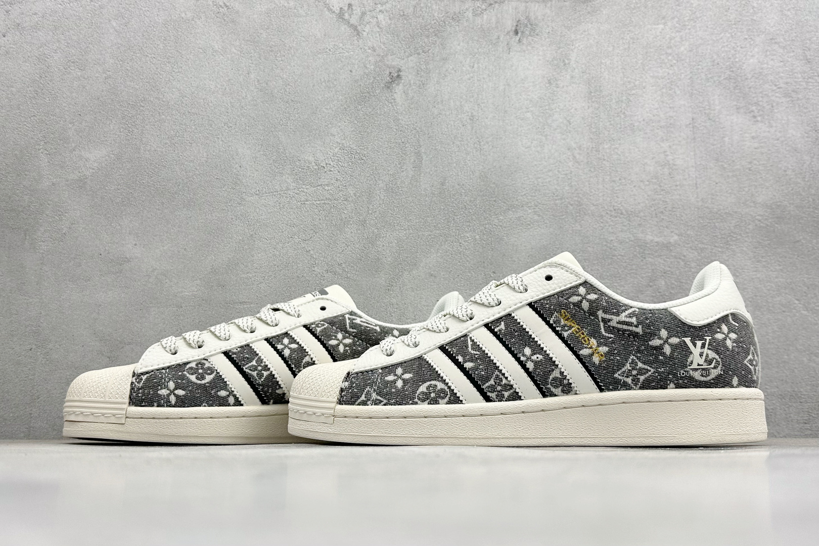 160 AD Originals Superstar LV联名贝壳头板鞋 JY8911