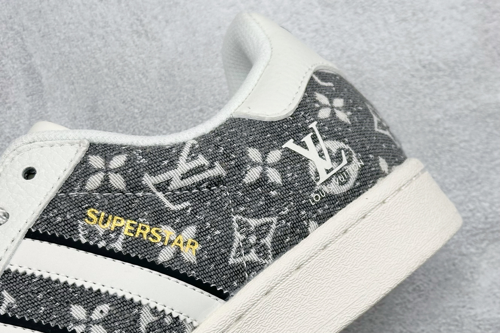 160 AD Originals Superstar LV联名贝壳头板鞋 JY8911