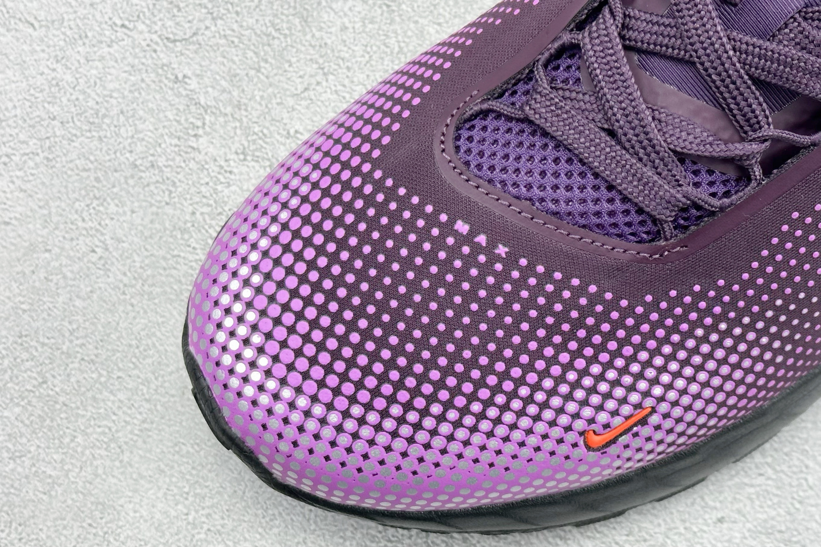 180 Nike Air Max Phoenix 复古子弹气垫运动跑步鞋 FZ5307-500