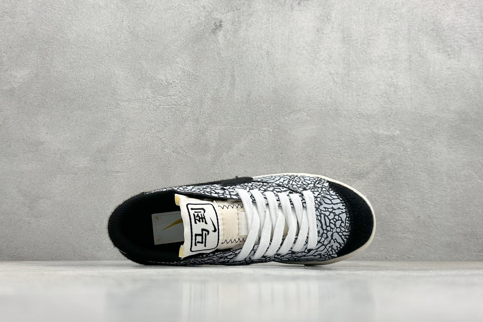 140 Nike Blazer Low ‘77 Jumbo 马年限定 全新焕新升级经典 Blazer 鞋款 QD1471-131