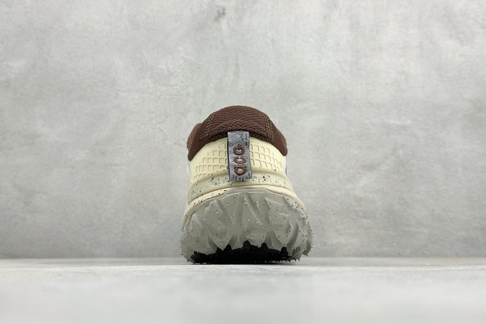 200 NK ACG MOUNTAIN FLY 2 LOW 户外登山系列低帮休闲动运徒步鞋 FH5700-121