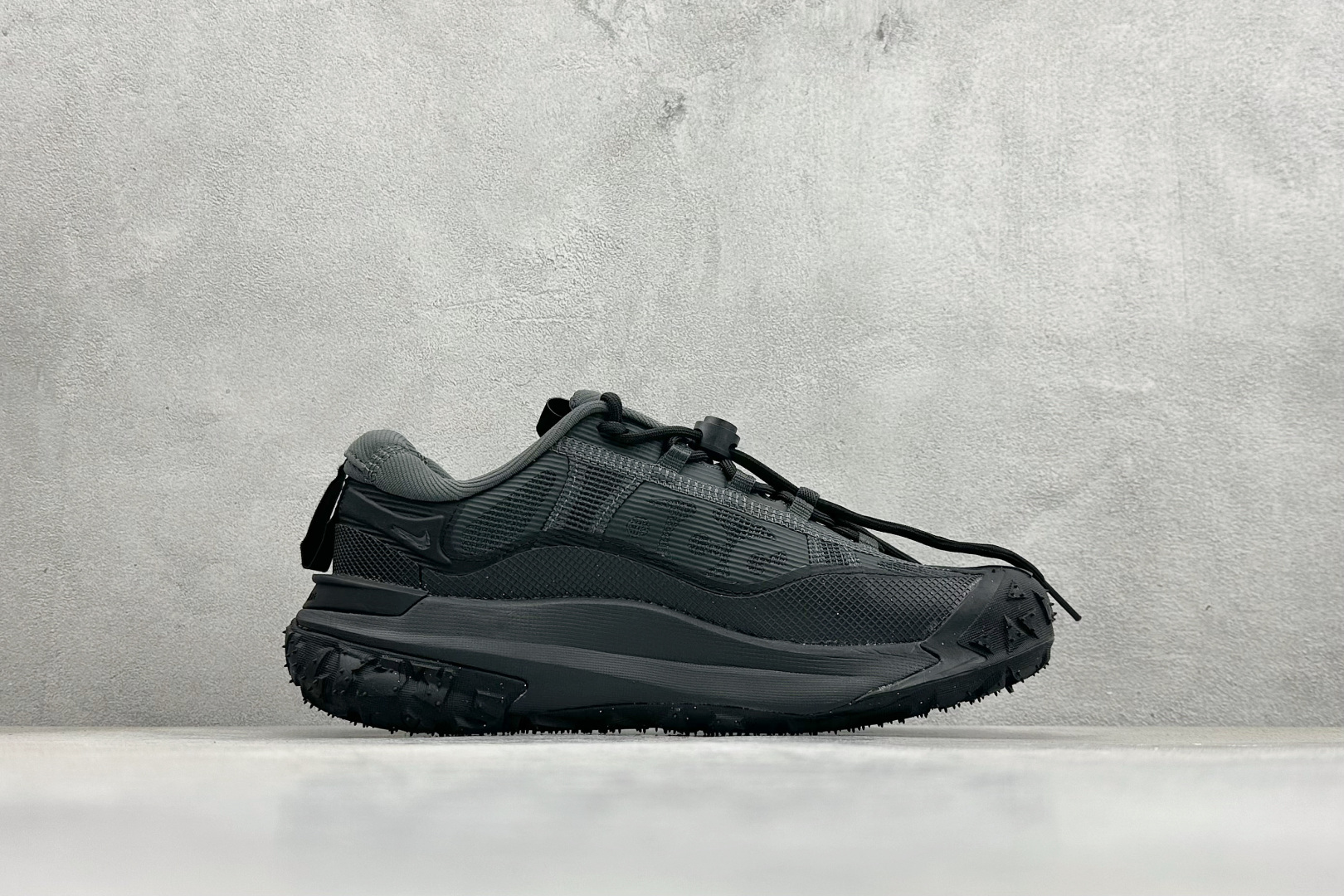 200 NK ACG MOUNTAIN FLY 2 LOW 户外登山系列低帮休闲动运徒步鞋 HF6245-001