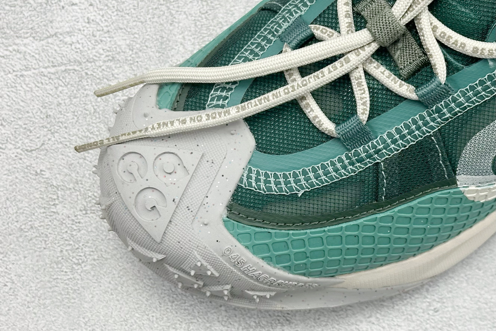 200 NK ACG MOUNTAIN FLY 2 LOW 户外登山系列低帮休闲动运徒步鞋 DV7903-300