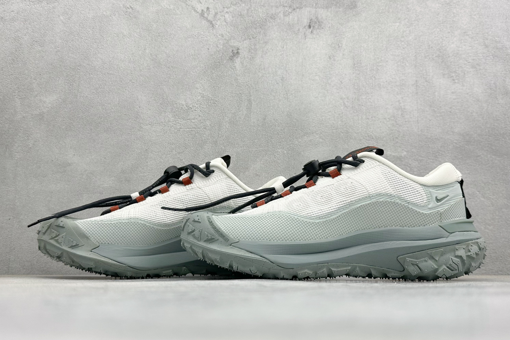 200 NK ACG MOUNTAIN FLY 2 LOW 户外登山系列低帮休闲动运徒步鞋 HF6245-003
