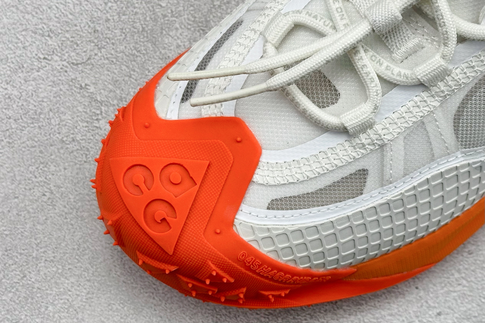 200 NK ACG MOUNTAIN FLY 2 LOW 户外登山系列低帮休闲动运徒步鞋 DV7903-100