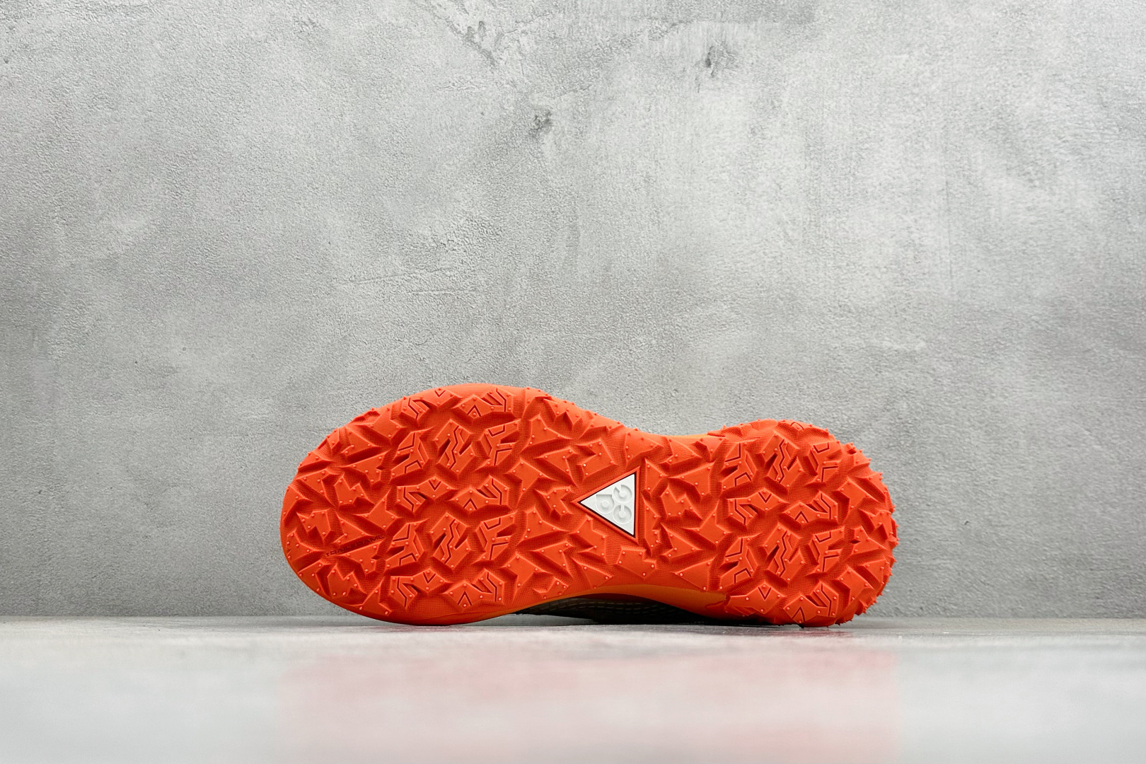 200 NK ACG MOUNTAIN FLY 2 LOW 户外登山系列低帮休闲动运徒步鞋 DV7903-100