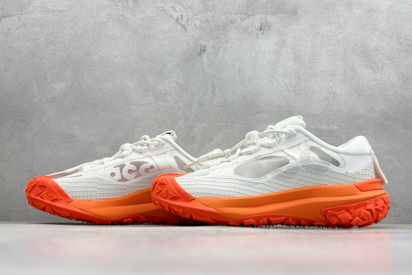 200 NK ACG MOUNTAIN FLY 2 LOW 户外登山系列低帮休闲动运徒步鞋 DV7903-100