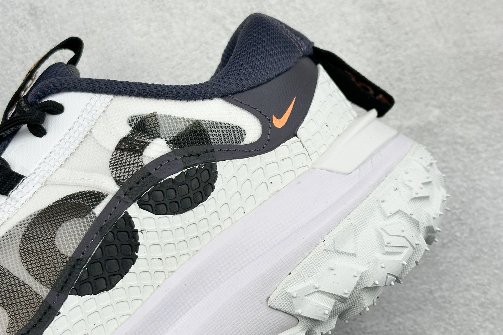 200 NK ACG MOUNTAIN FLY 2 LOW 户外登山系列低帮休闲动运徒步鞋 DV7903-001