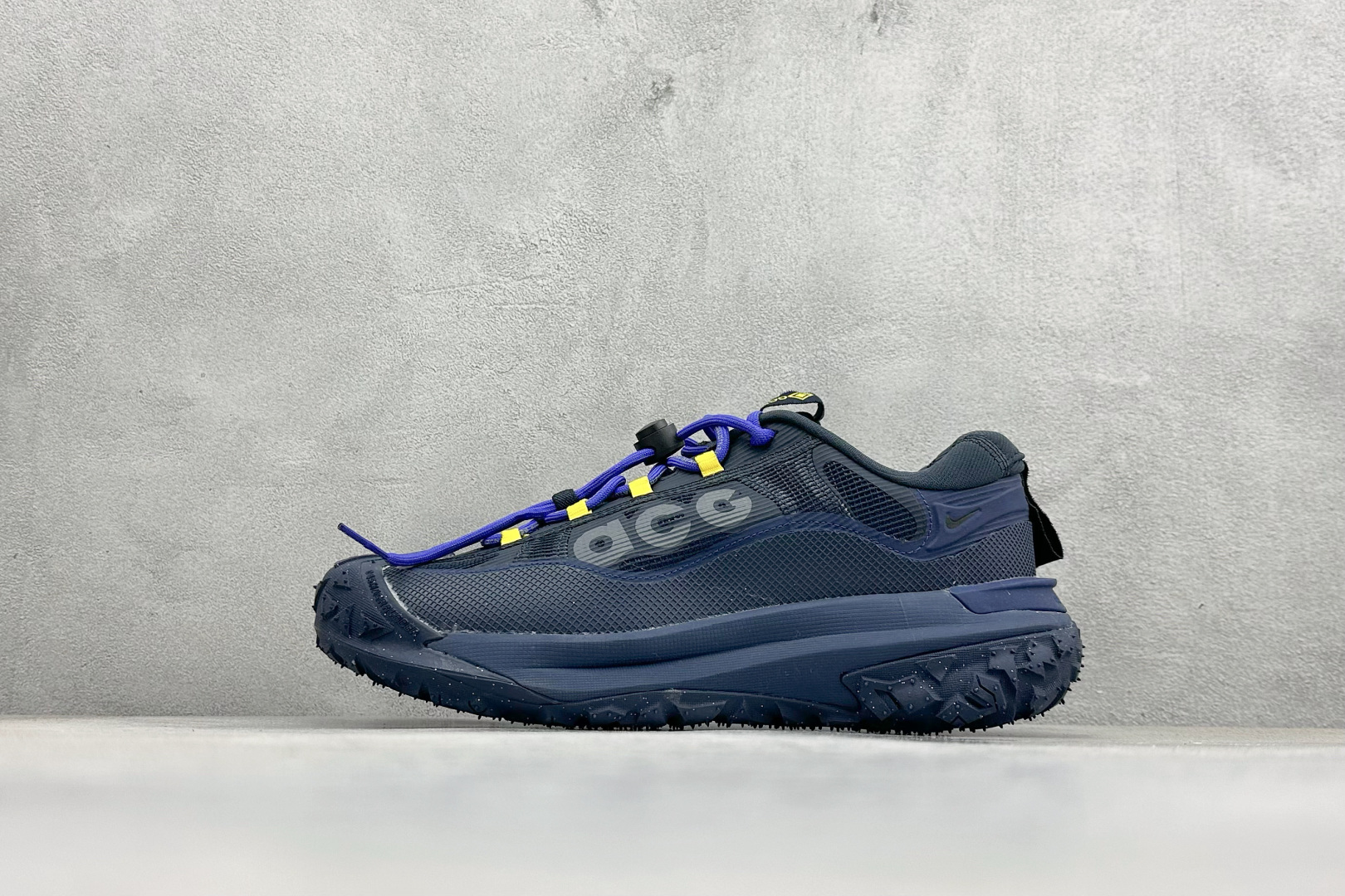 200 NK ACG MOUNTAIN FLY 2 LOW 户外登山系列低帮休闲动运徒步鞋 HF6245-400