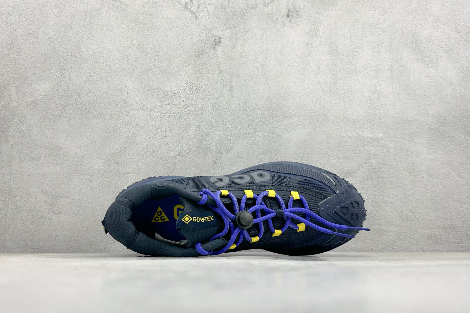 200 NK ACG MOUNTAIN FLY 2 LOW 户外登山系列低帮休闲动运徒步鞋 HF6245-400