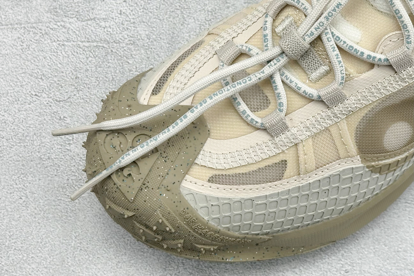 200 NK ACG MOUNTAIN FLY 2 LOW 户外登山系列低帮休闲动运徒步鞋 DV7903-101