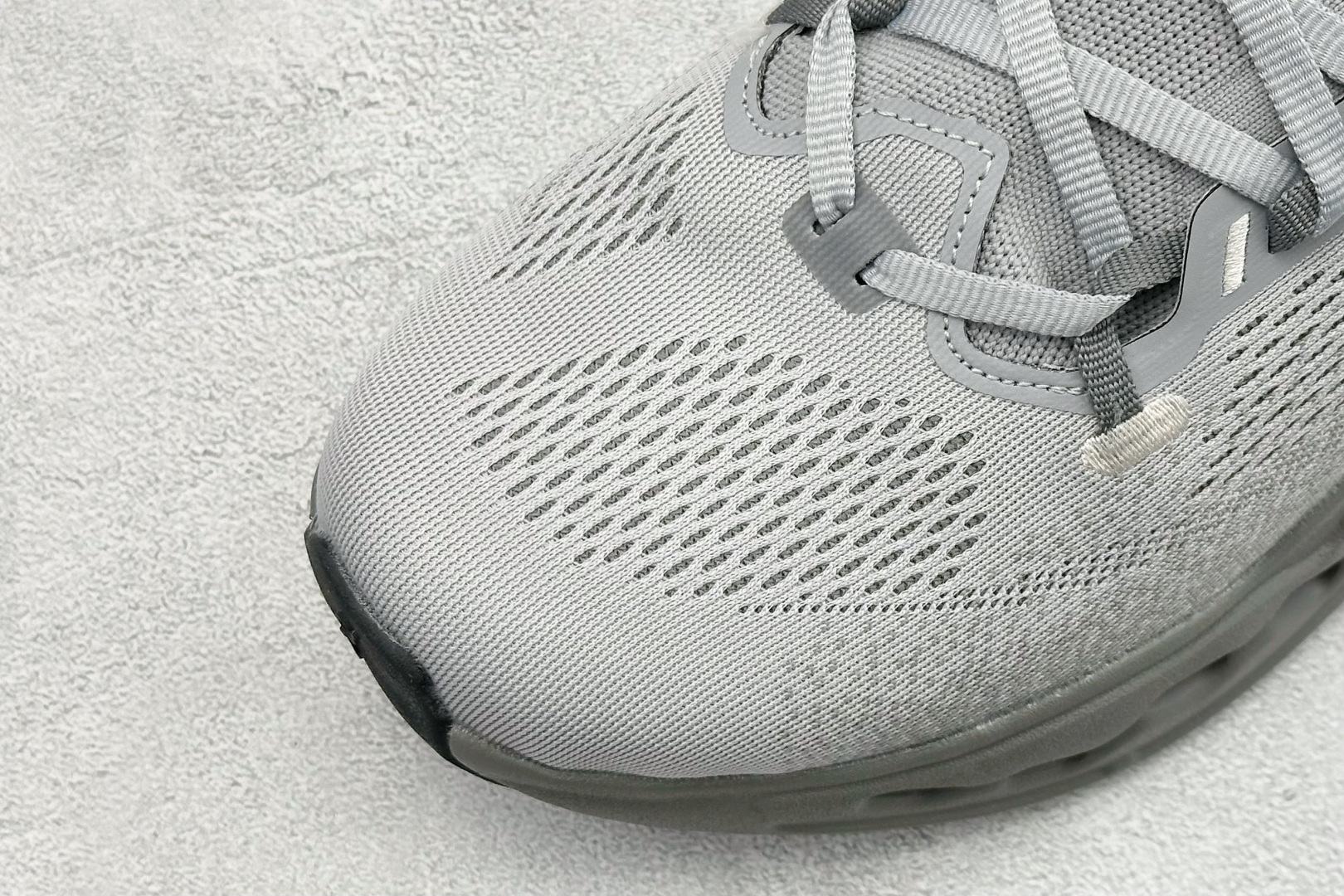 170 XD版CIoudsurfer Max 昂跑 舒适轻便减震耐磨跑步鞋 3MF30224095