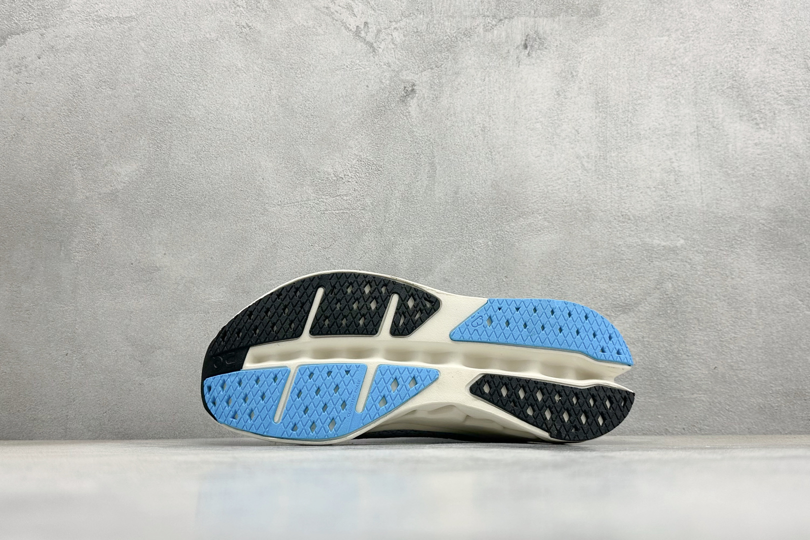 170 XD版CIoudsurfer Max 昂跑 舒适轻便减震耐磨跑步鞋 3MF30434287