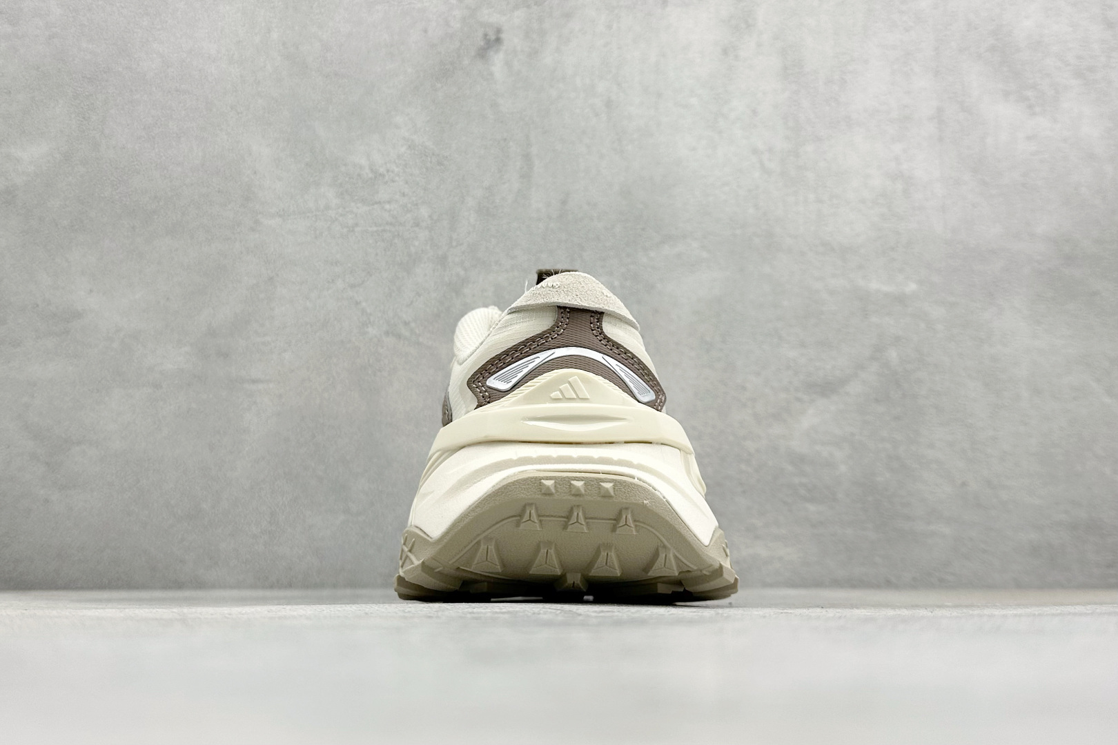 XS版AdidXLG StoEdge 阿迪复古透气休闲老爹鞋 KK1003-莆田鞋,莆田鞋货源,高仿鞋,高仿鞋货源,安福档口,莆田高仿鞋,莆田鞋批发,高仿鞋批发,莆田高仿运动鞋,高仿运动鞋,莆田运动鞋 XS版AdidXLG StoEdge 阿迪复古透气休闲老爹鞋 KK1003