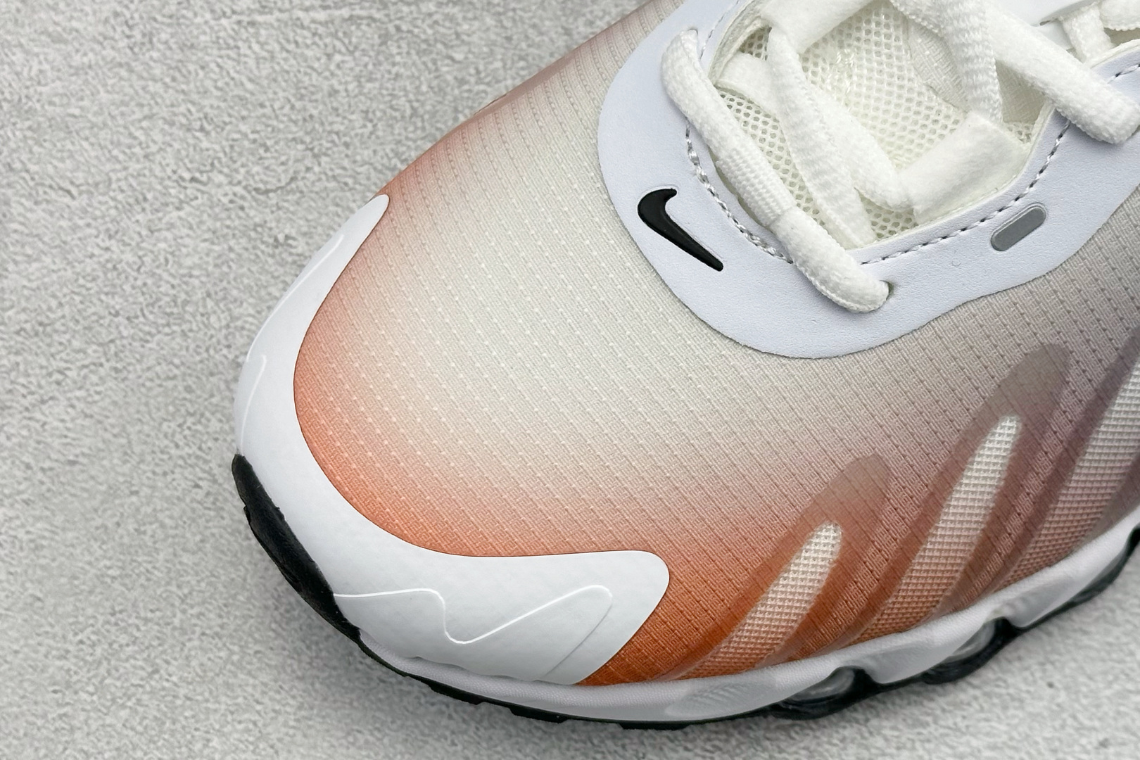 YH版 Nk Air Max Dn8 耐克运动舒适减震气垫跑步鞋 IM7405-100-莆田鞋,莆田鞋货源,高仿鞋,高仿鞋货源,安福档口,莆田高仿鞋,莆田鞋批发,高仿鞋批发,莆田高仿运动鞋,高仿运动鞋,莆田运动鞋 YH版 Nk Air Max Dn8 耐克运动舒适减震气垫跑步鞋 IM7405-100