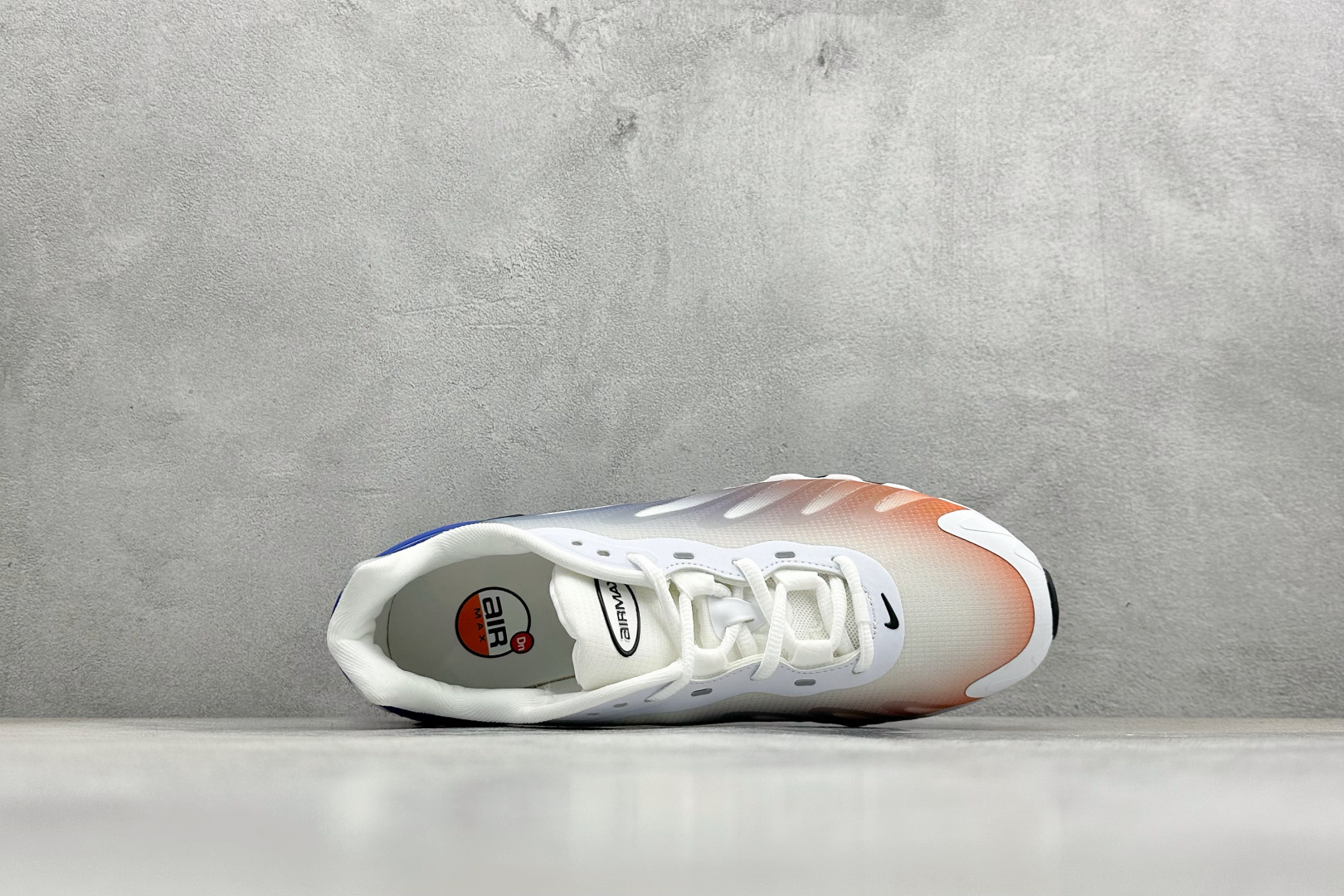 YH版 Nk Air Max Dn8 耐克运动舒适减震气垫跑步鞋 IM7405-100-莆田鞋,莆田鞋货源,高仿鞋,高仿鞋货源,安福档口,莆田高仿鞋,莆田鞋批发,高仿鞋批发,莆田高仿运动鞋,高仿运动鞋,莆田运动鞋 YH版 Nk Air Max Dn8 耐克运动舒适减震气垫跑步鞋 IM7405-100