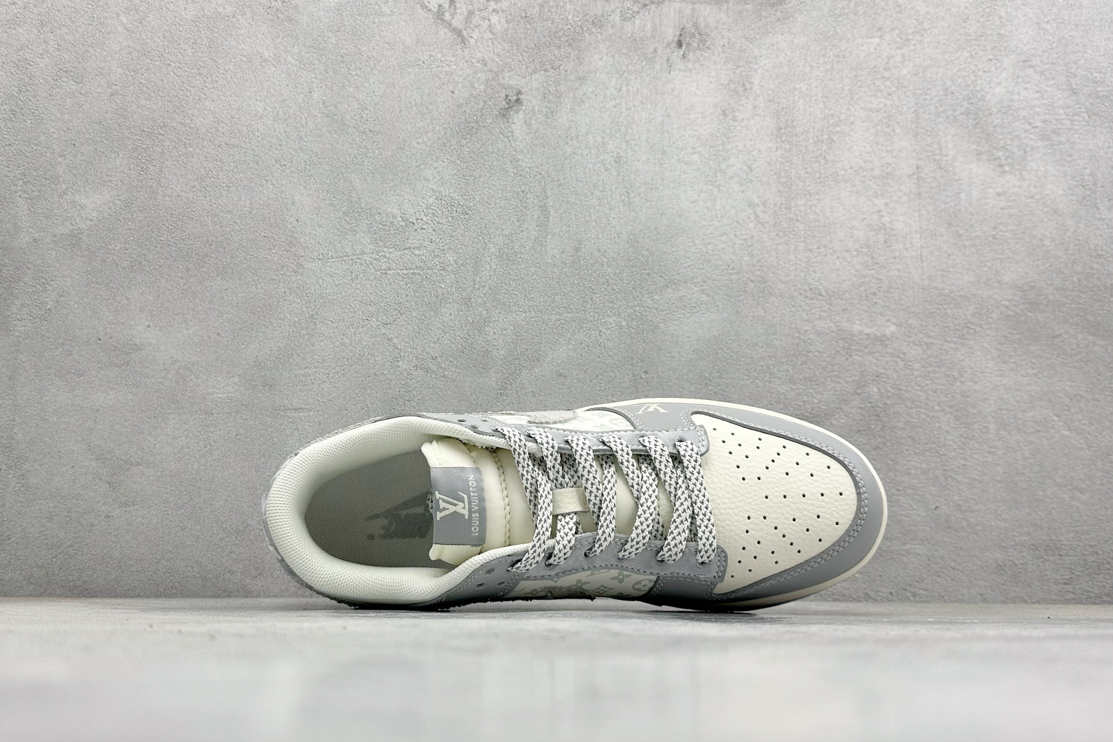 280 XC版Nike SB Dunk Low“LV 联名——牛仔百搭灰” 周年高端定制 低帮休闲板鞋 XS6089-629