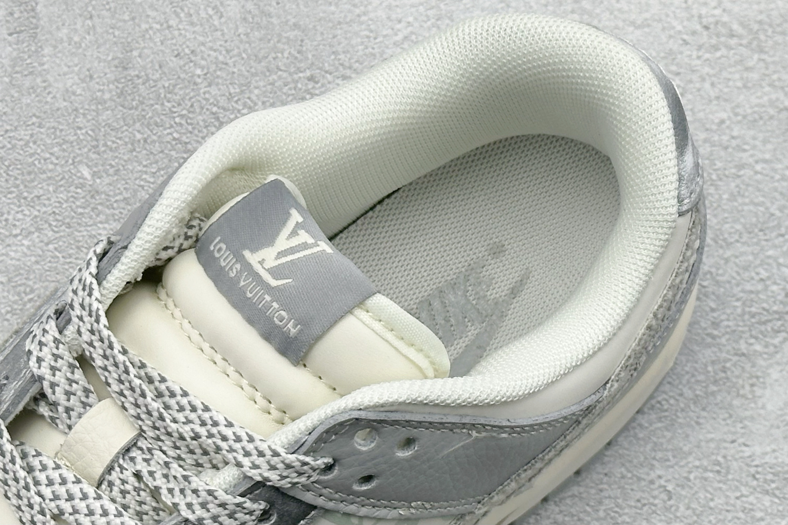 280 XC版Nike SB Dunk Low“LV 联名——牛仔百搭灰” 周年高端定制 低帮休闲板鞋 XS6089-629