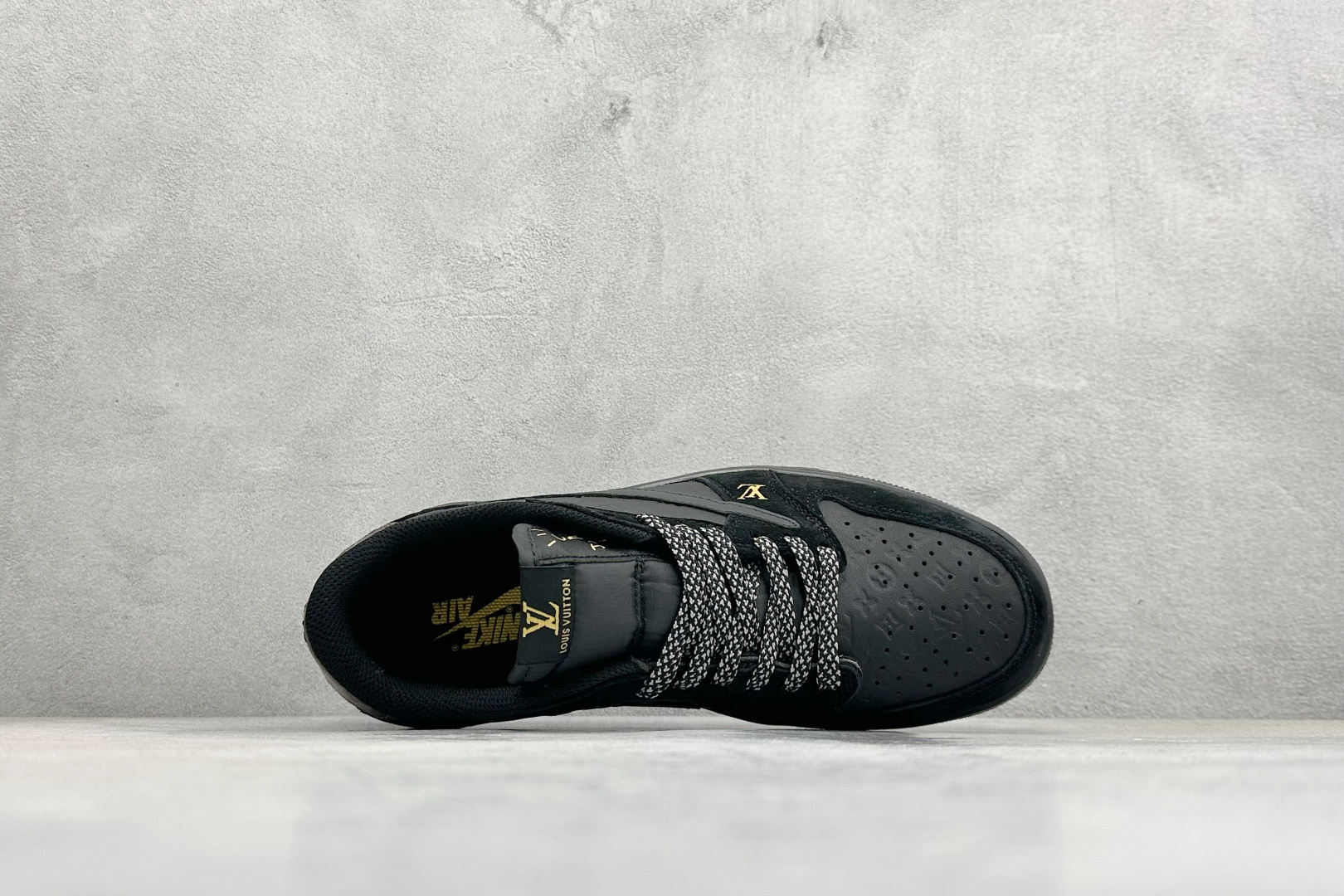 280 XC版Travis Scott x Fragment Design x Jordan Air Jordan 1 Low SP “LV联名——黑金” DZ5899-033