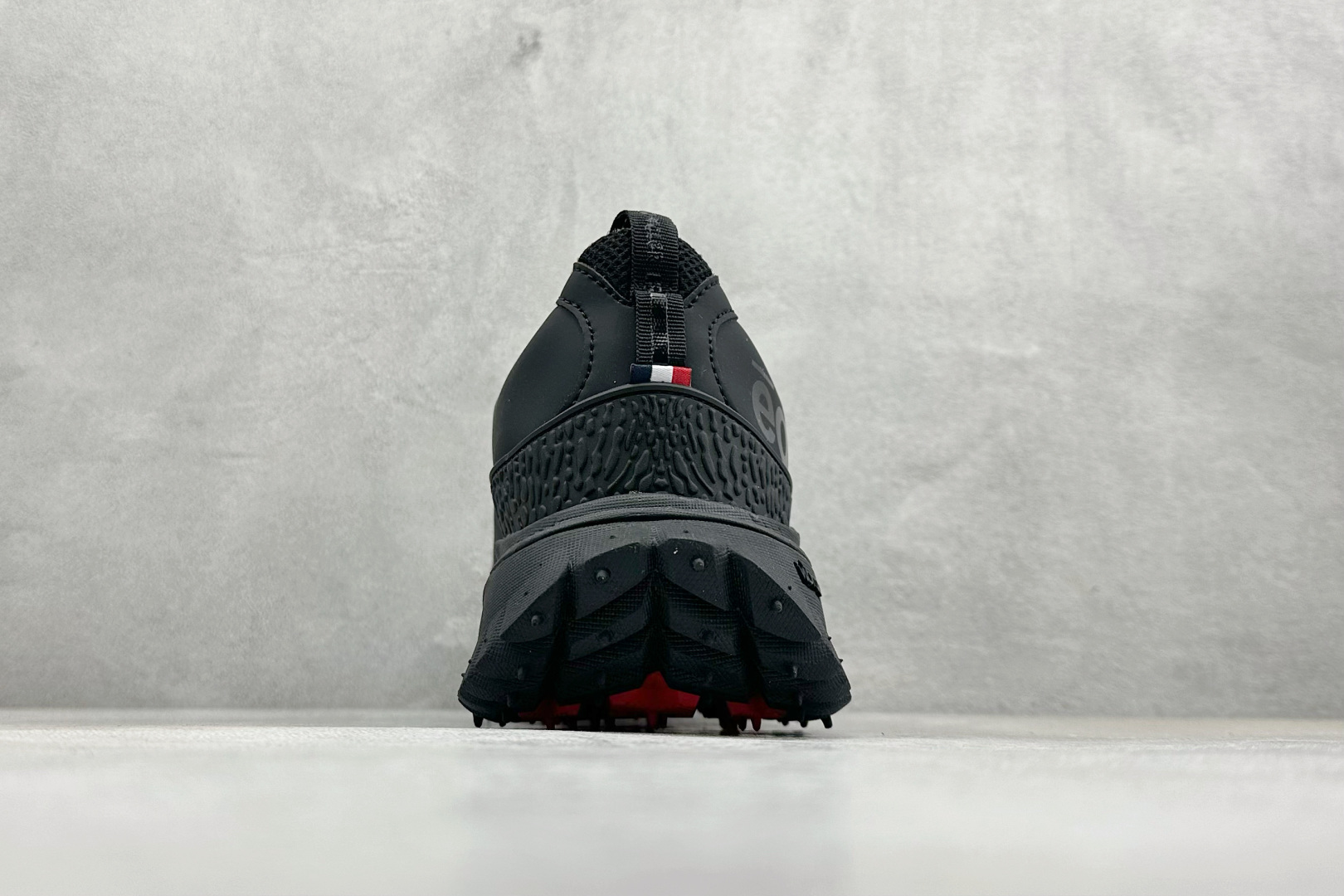 310 Moncler 蒙口 Trailgrip AMOEBA厚底系带耐磨低帮运动休闲鞋