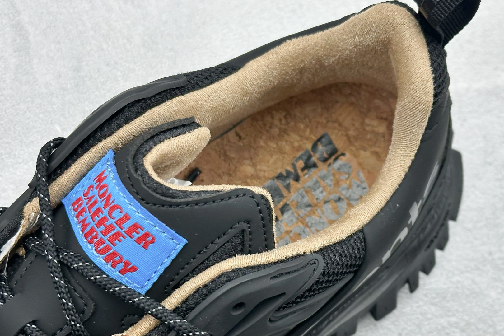 310 Moncler 蒙口 Trailgrip AMOEBA厚底系带耐磨低帮运动休闲鞋