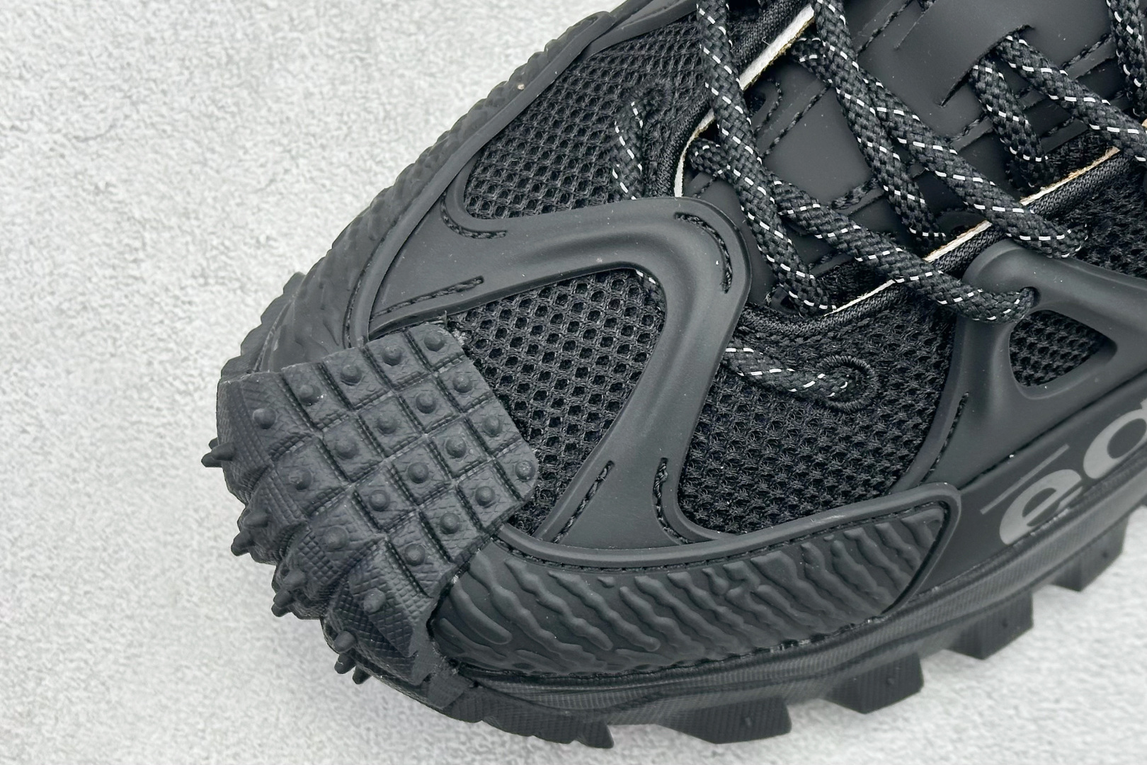 310 Moncler 蒙口 Trailgrip AMOEBA厚底系带耐磨低帮运动休闲鞋