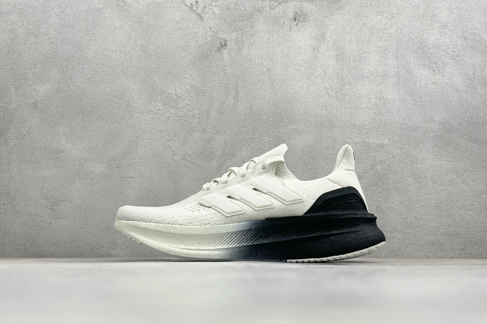 纯原Y-3 x Adidas Ultraboost 5 联名款阿迪达斯新款休闲爆米花跑步鞋货号：JR66