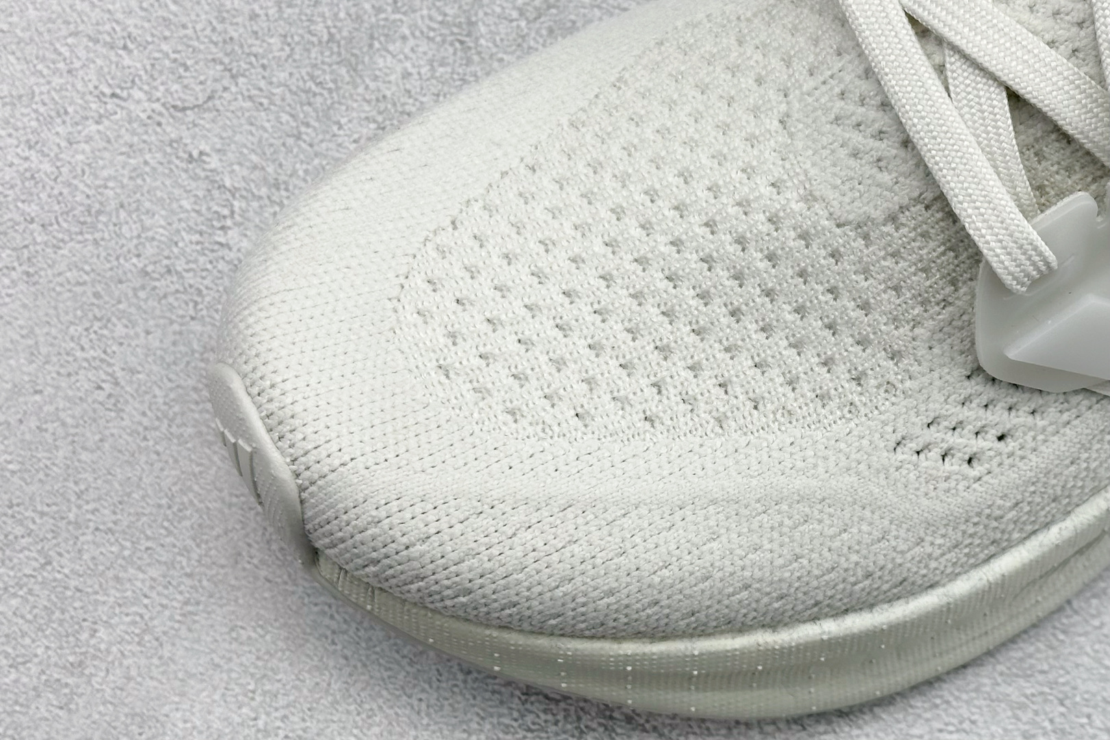 纯原Y-3 x Adidas Ultraboost 5 联名款阿迪达斯新款休闲爆米花跑步鞋货号：JR66