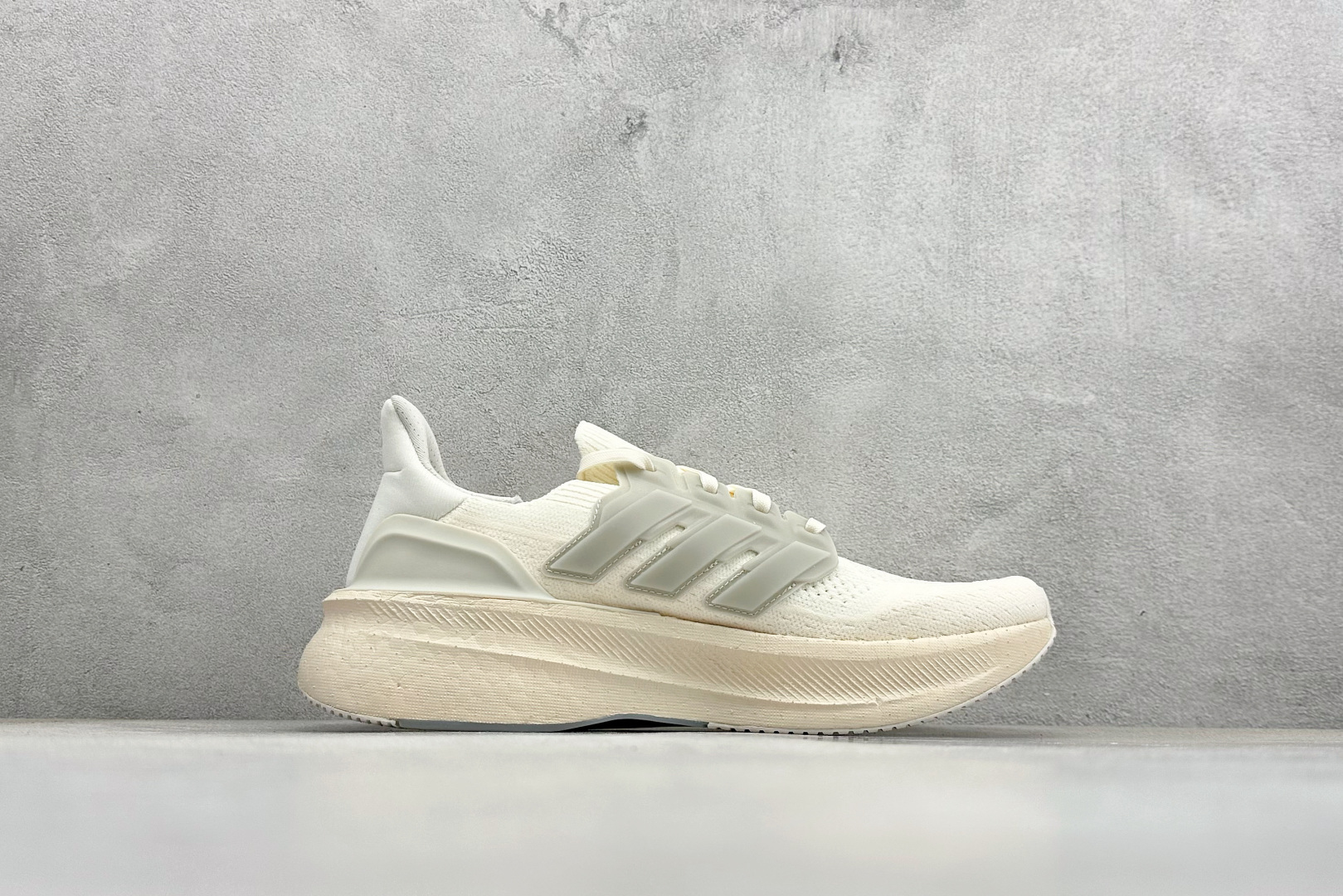 纯原Y-3 x Adidas Ultraboost 5 联名款阿迪达斯新款休闲爆米花跑步鞋货号：jp-7