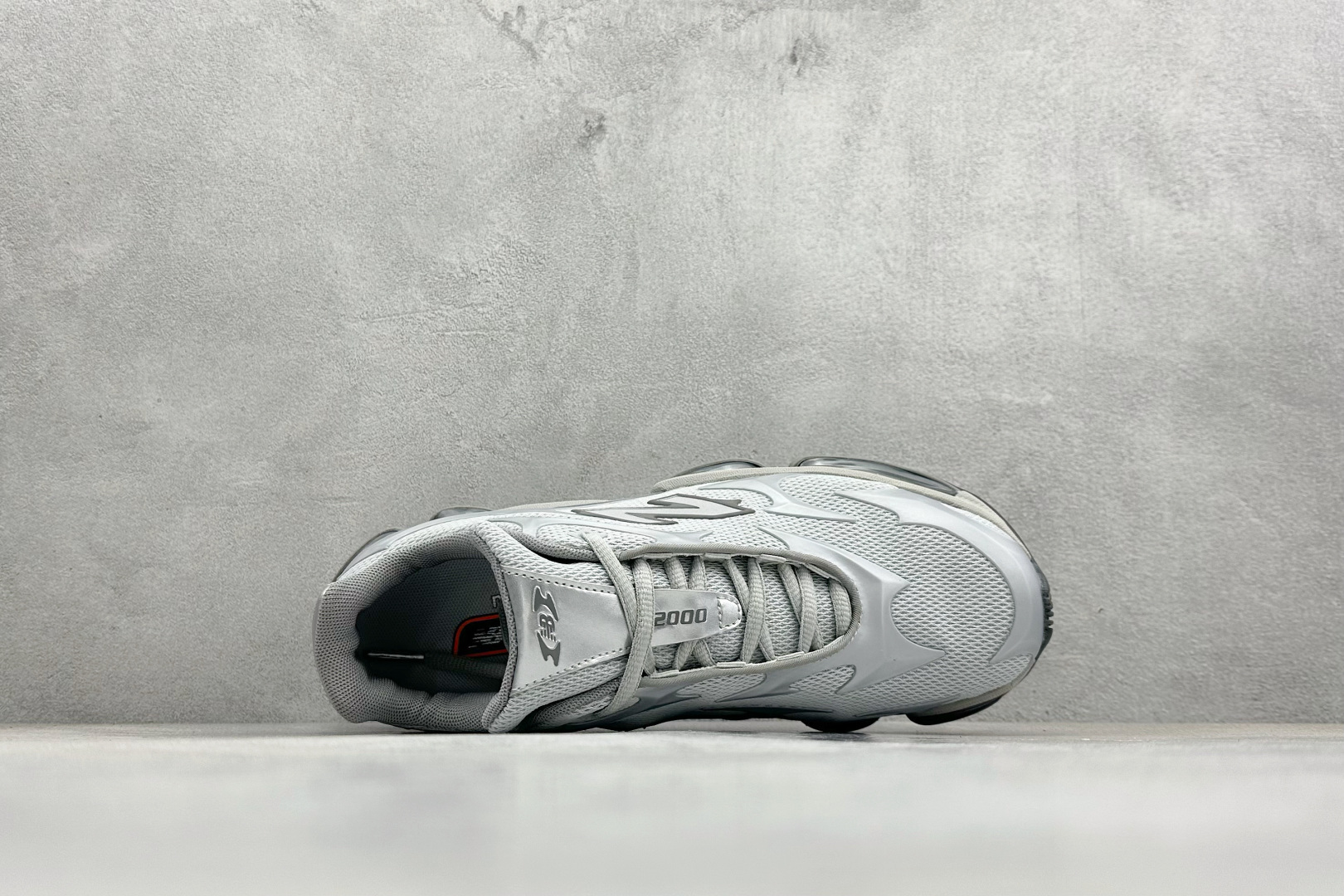 190 New Balance 2000系列复古老爹风休闲运动慢跑鞋 U2000SN2