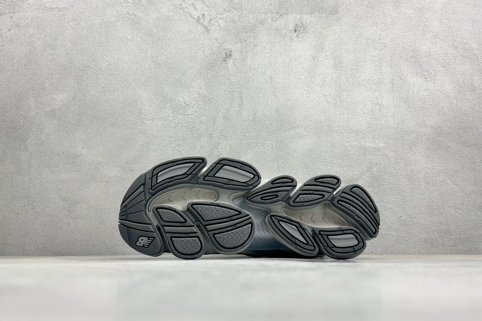 190 New Balance 2000系列复古老爹风休闲运动慢跑鞋 U2000SN2