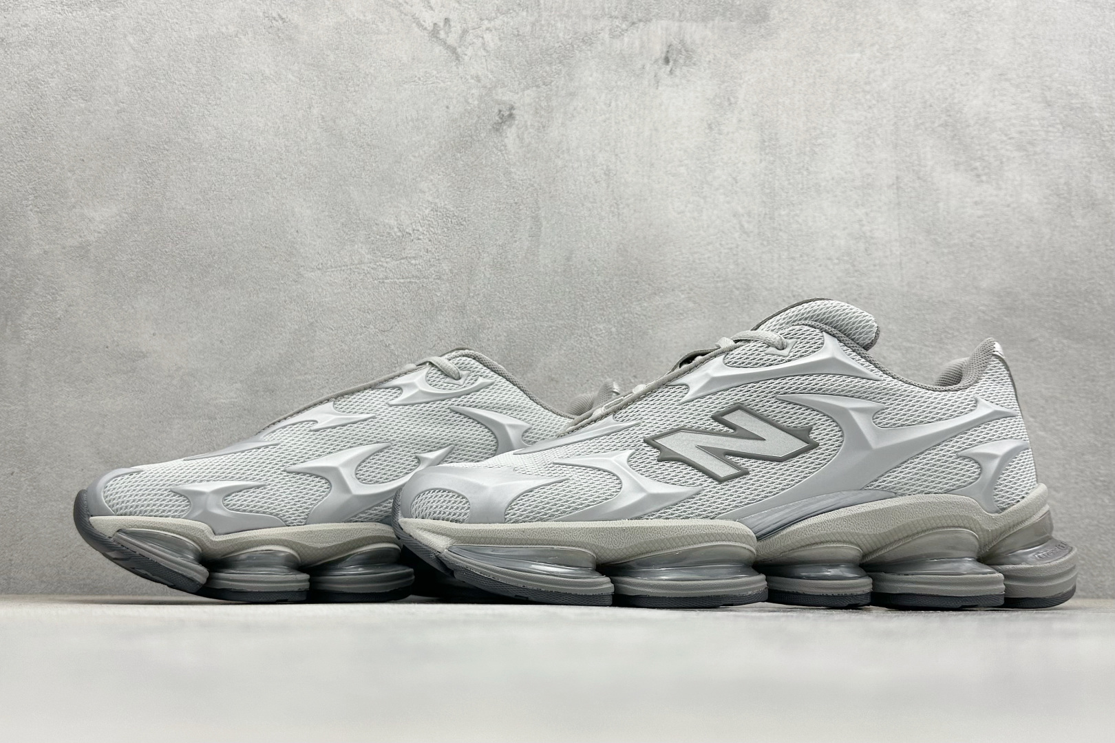 190 New Balance 2000系列复古老爹风休闲运动慢跑鞋 U2000SN2