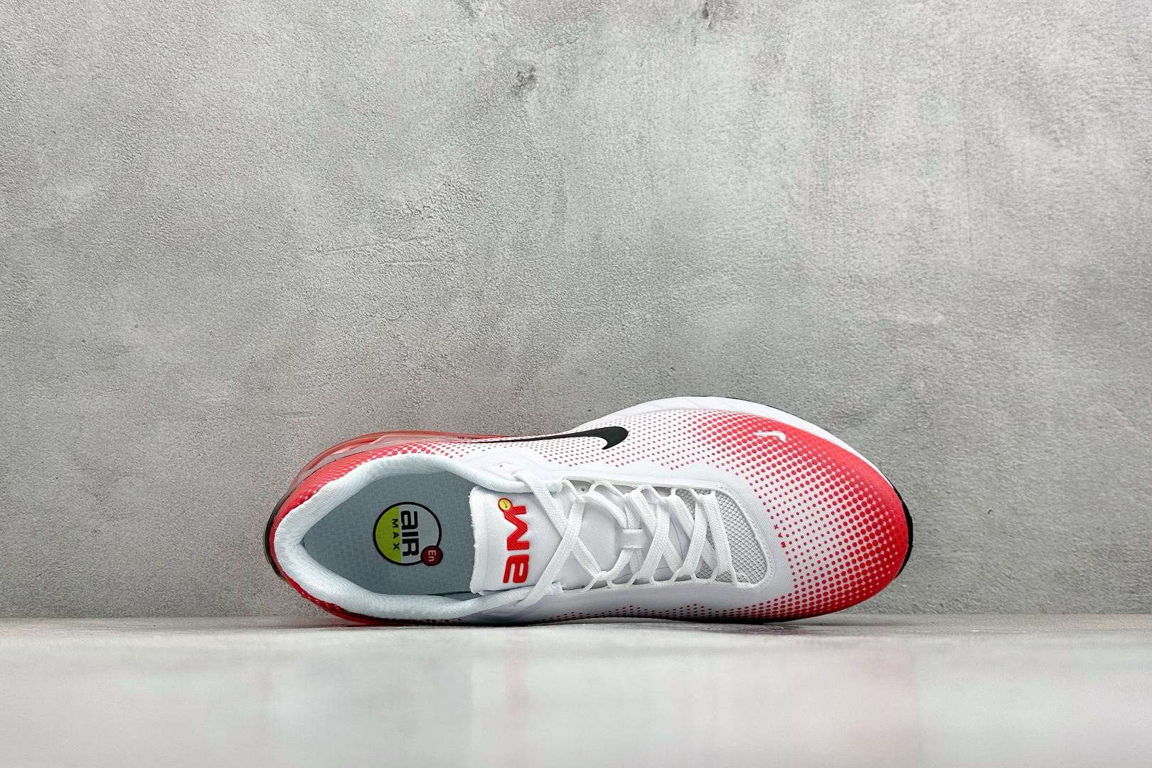 180 Nike Air Max Phoenix 复古子弹气垫运动跑步鞋 FZ5307-104