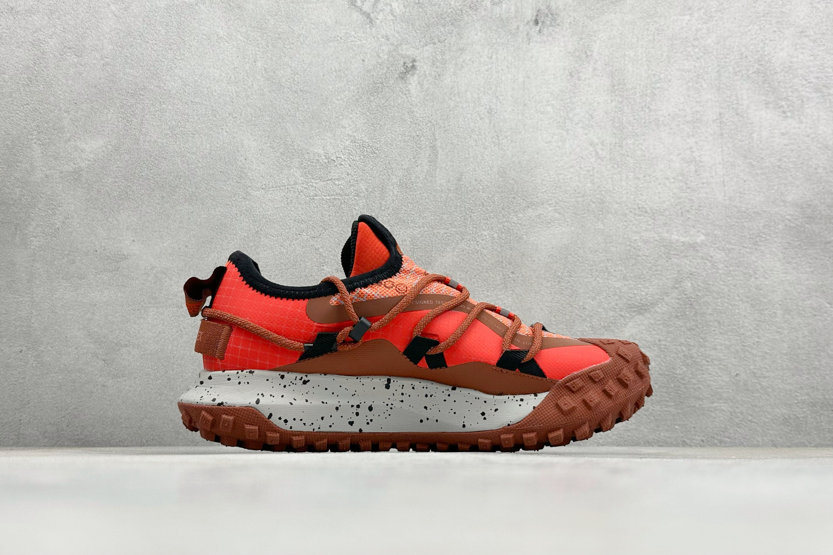 180 Nike ACG Mountain Fly Low GTX SE 减震防滑耐磨防水 低帮帮户外功能鞋 IB7328-200