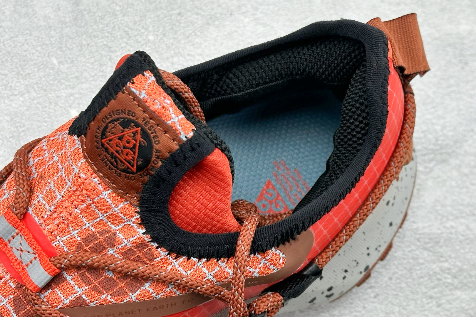 180 Nike ACG Mountain Fly Low GTX SE 减震防滑耐磨防水 低帮帮户外功能鞋 IB7328-200