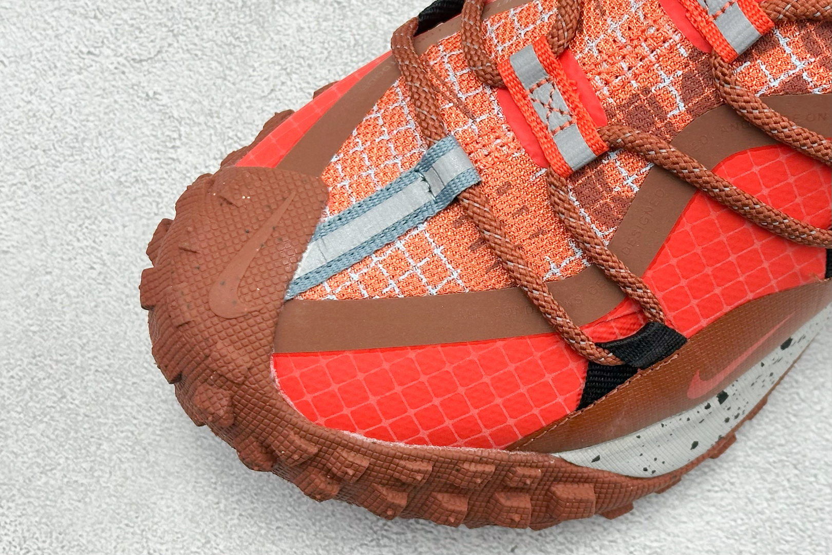 180 Nike ACG Mountain Fly Low GTX SE 减震防滑耐磨防水 低帮帮户外功能鞋 IB7328-200