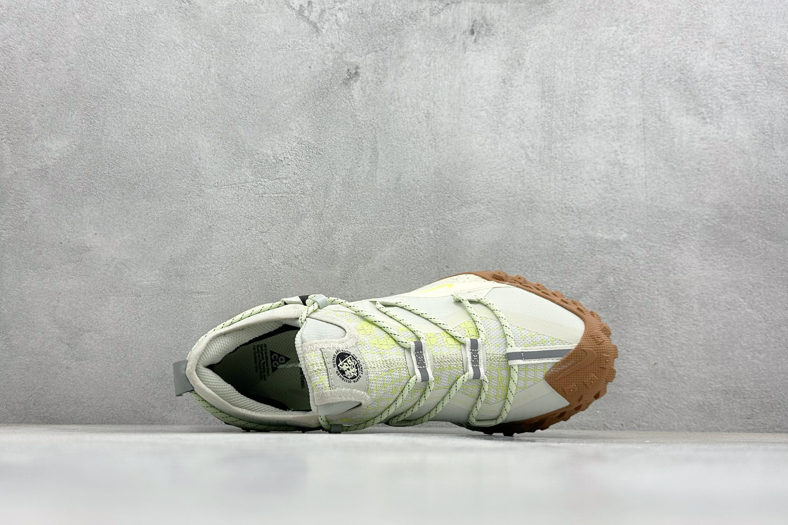 180 Nike ACG Mountain Fly Low GTX SE 减震防滑耐磨防水 低帮帮户外功能鞋 DD2861-001