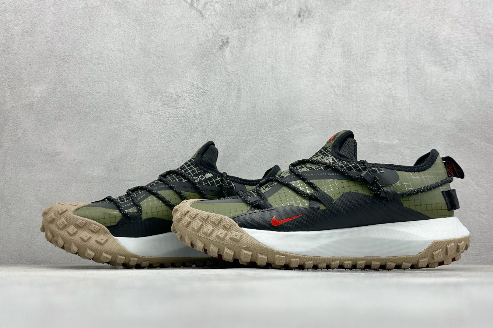 180 Nike ACG Mountain Fly Low GTX SE 减震防滑耐磨防水 低帮帮户外功能鞋 DD9334-300