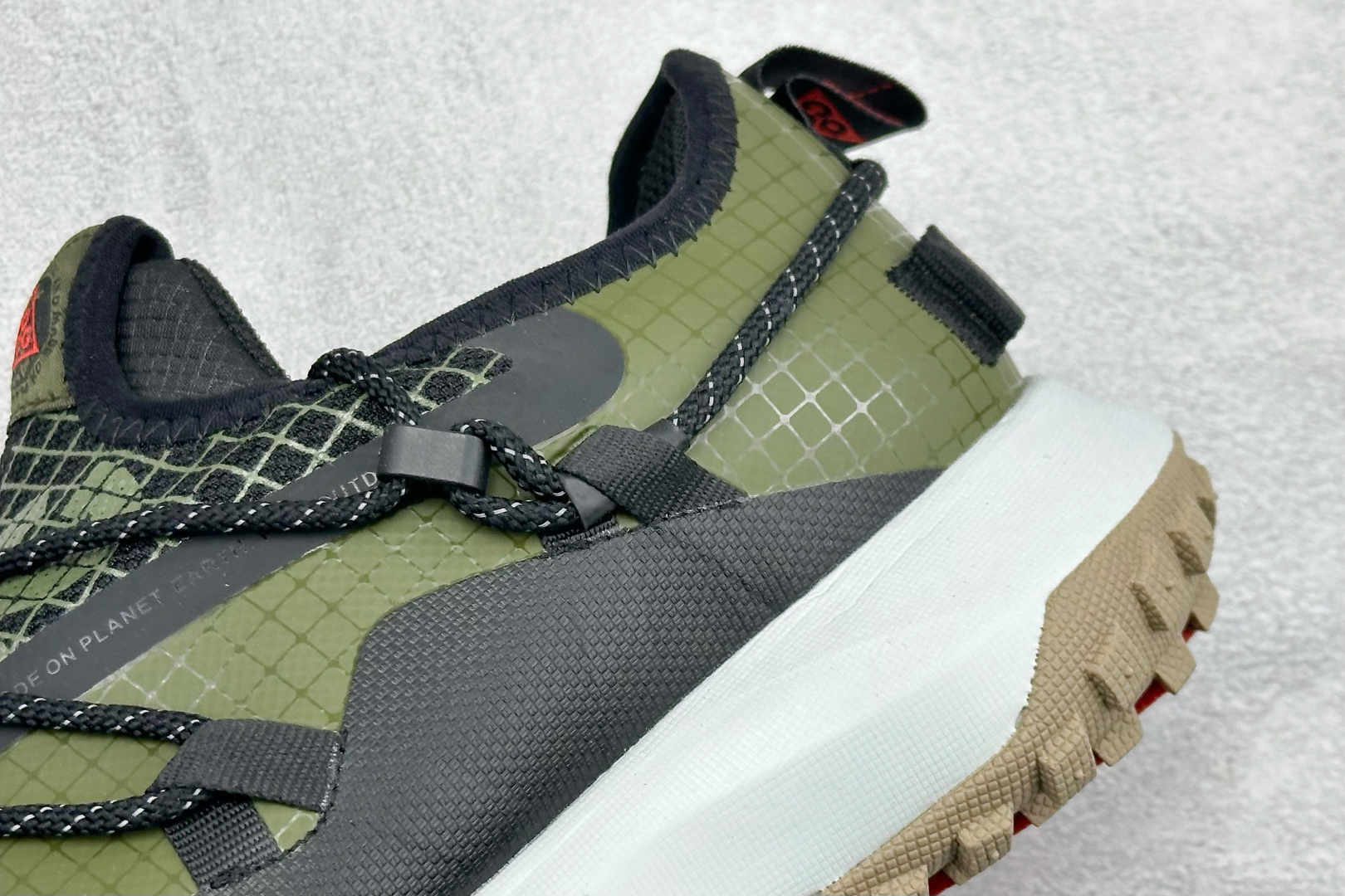 180 Nike ACG Mountain Fly Low GTX SE 减震防滑耐磨防水 低帮帮户外功能鞋 DD9334-300