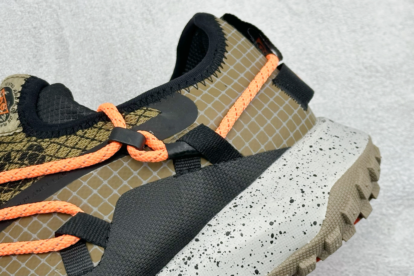 180 Nike ACG Mountain Fly Low GTX SE 减震防滑耐磨防水 低帮帮户外功能鞋 DD2861-200
