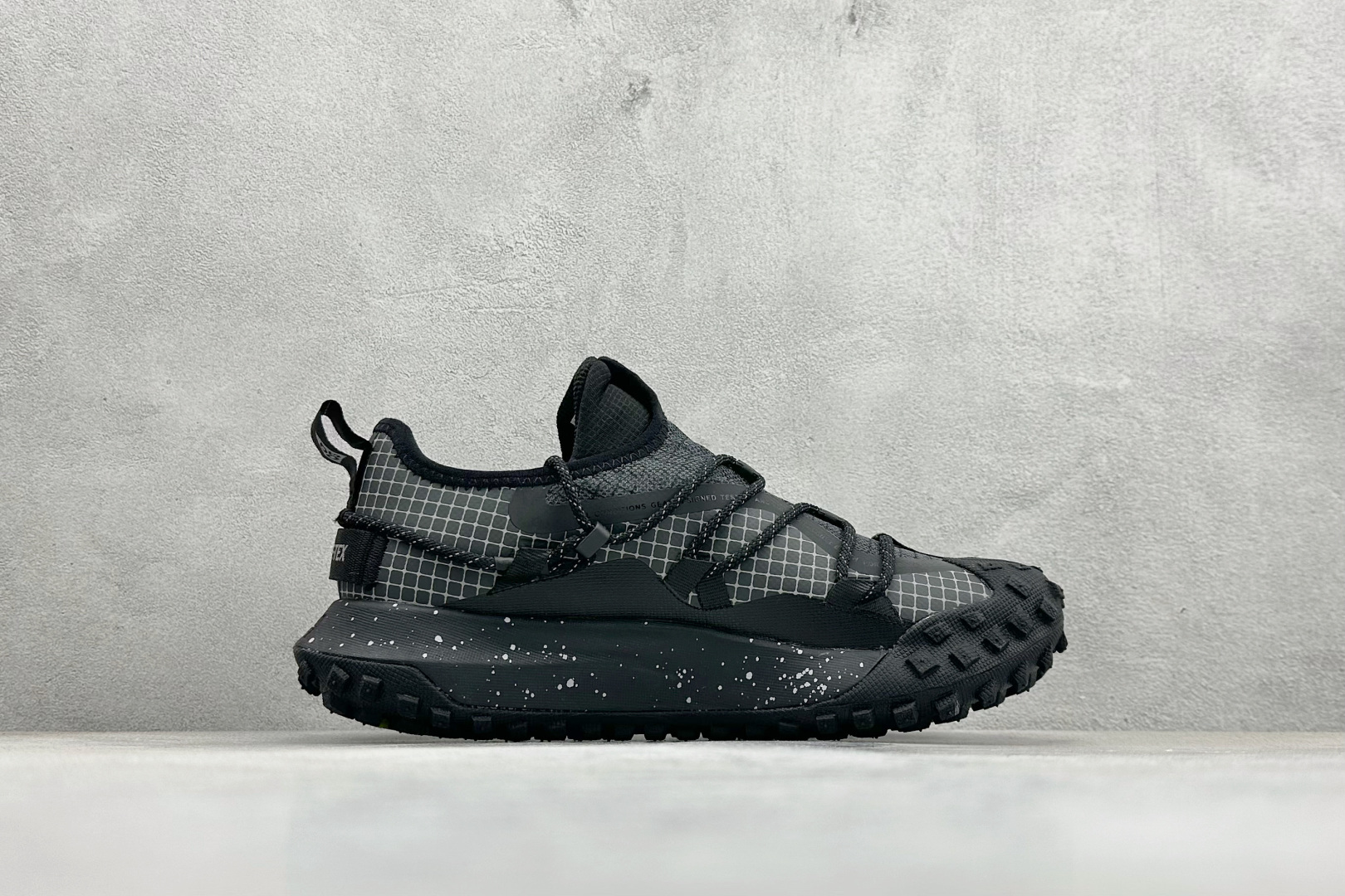 180 Nike ACG Mountain Fly Low GTX SE 减震防滑耐磨防水 低帮帮户外功能鞋 DD2861-002