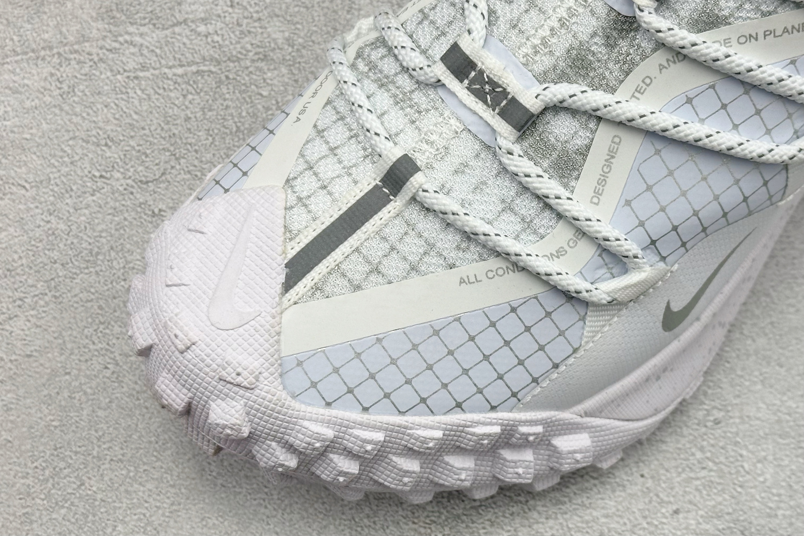 180 Nike ACG Mountain Fly Low GTX SE 减震防滑耐磨防水 低帮帮户外功能鞋 DD2861-011