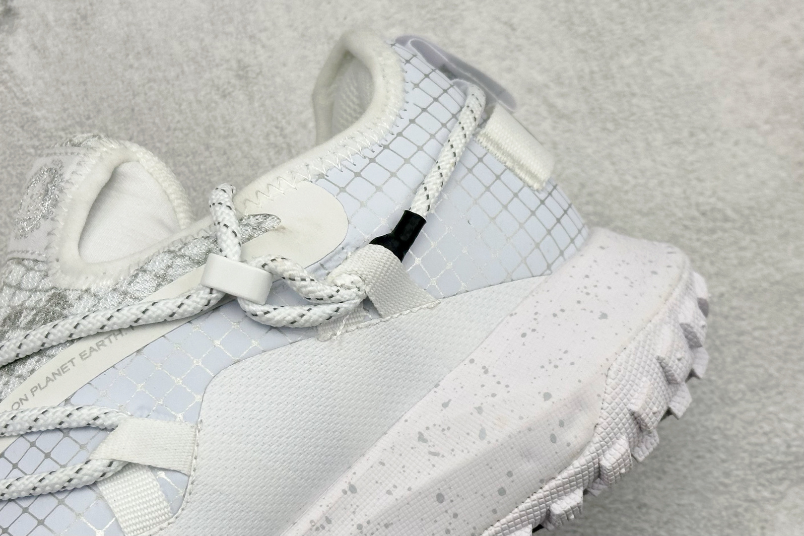 180 Nike ACG Mountain Fly Low GTX SE 减震防滑耐磨防水 低帮帮户外功能鞋 DD2861-011