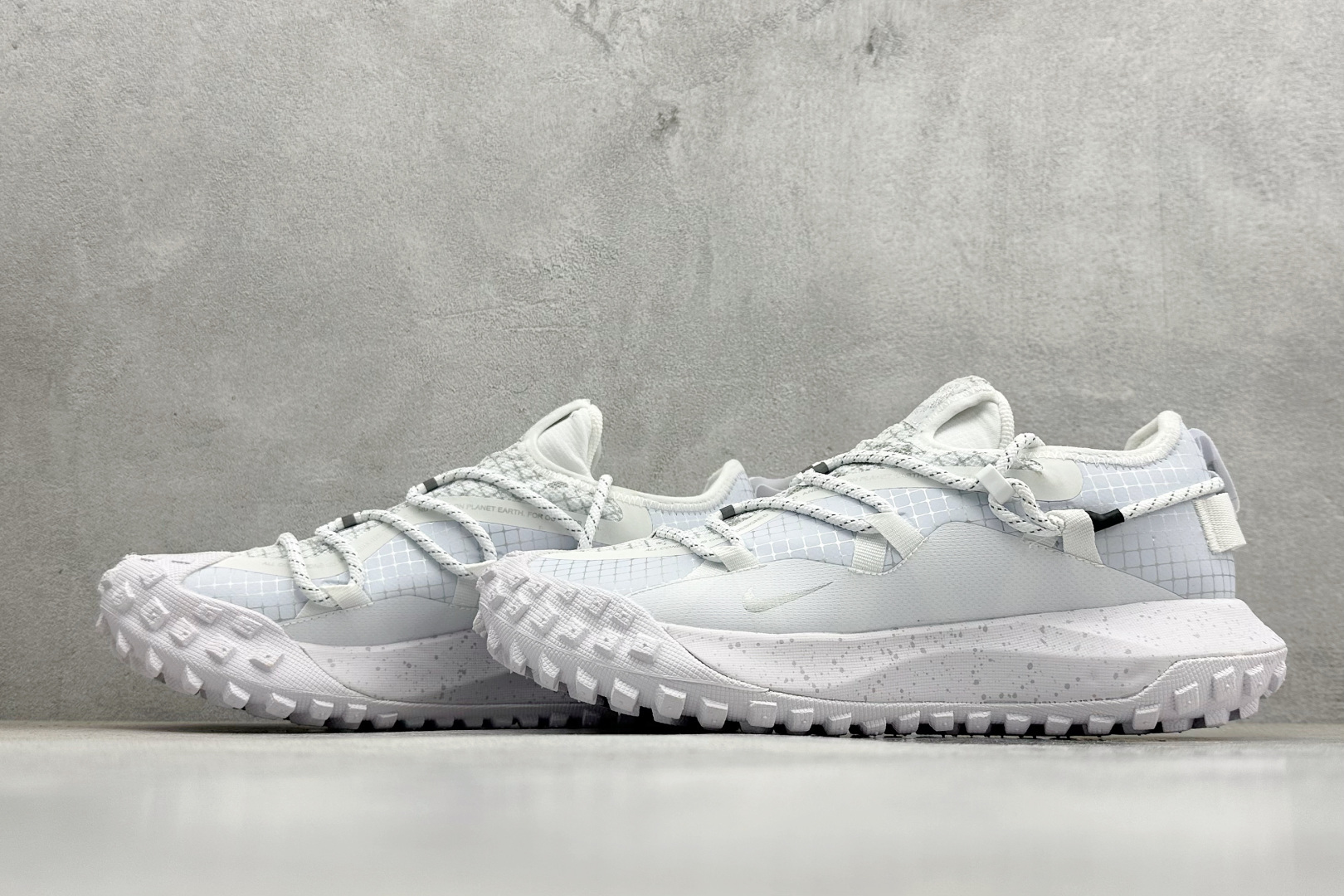 180 Nike ACG Mountain Fly Low GTX SE 减震防滑耐磨防水 低帮帮户外功能鞋 DD2861-011